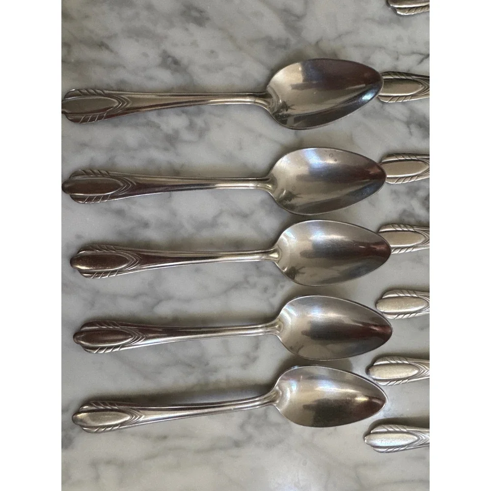 N.S. Co. 18-8 Stainless Steel Flatware Set 40pc Art Deco Ridged Silverware MCM